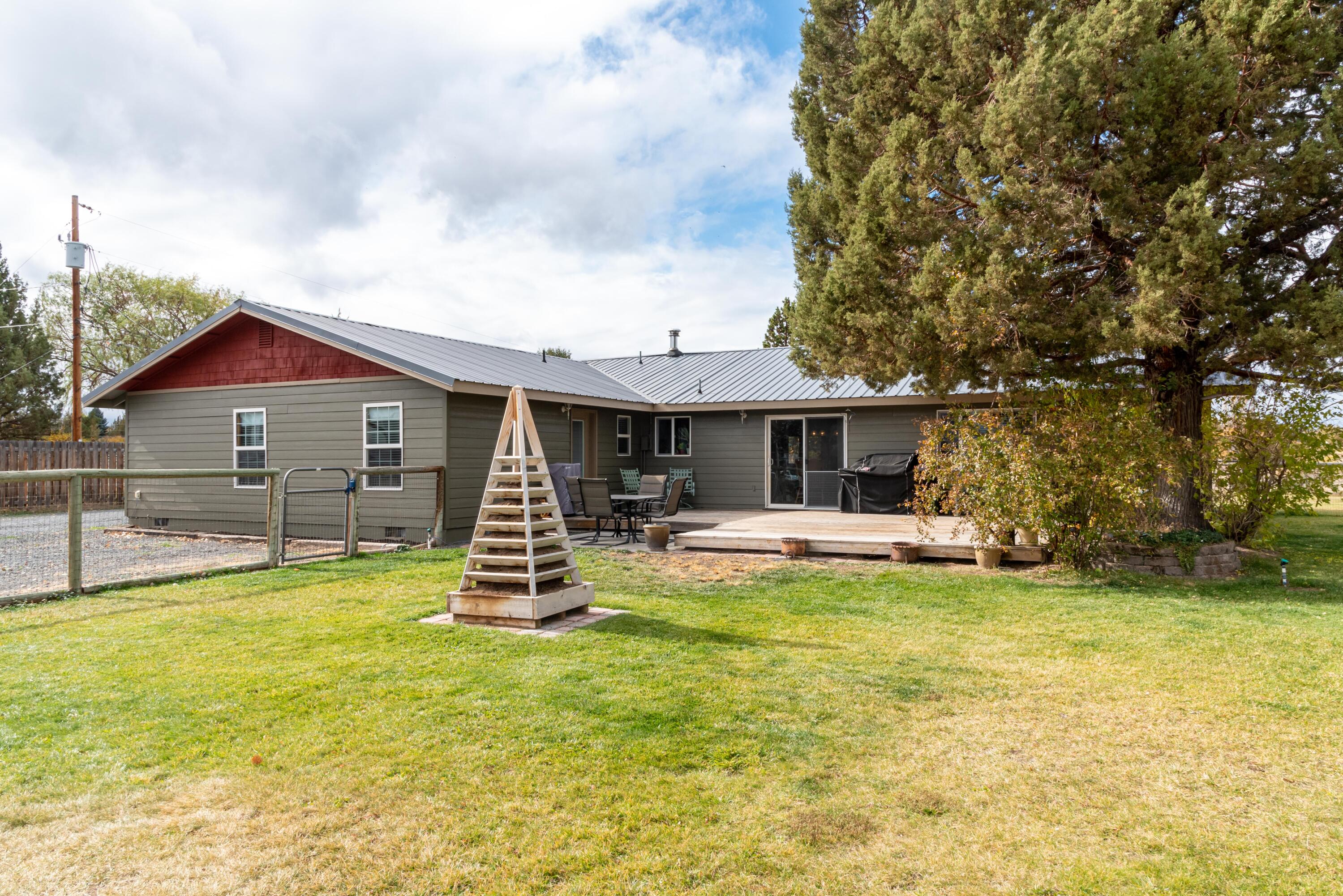 61136 Ropp Lane Bend, OR 97702 - Photo 41 of 75 DSC_5821