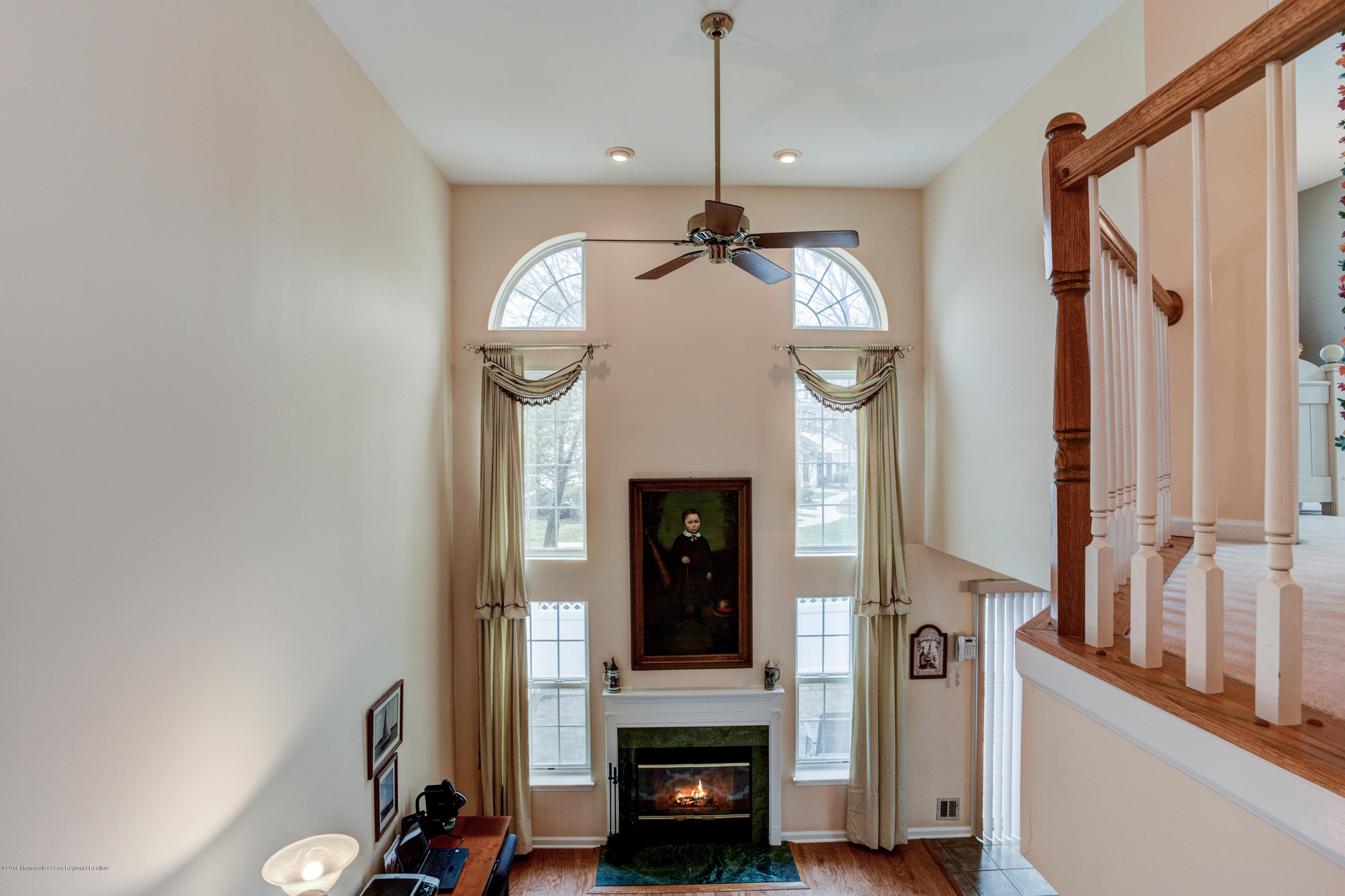 5 Oxford Road Holmdel, NJ 07733 - Photo 17 of 30 017_Family Room from Upper Balcony