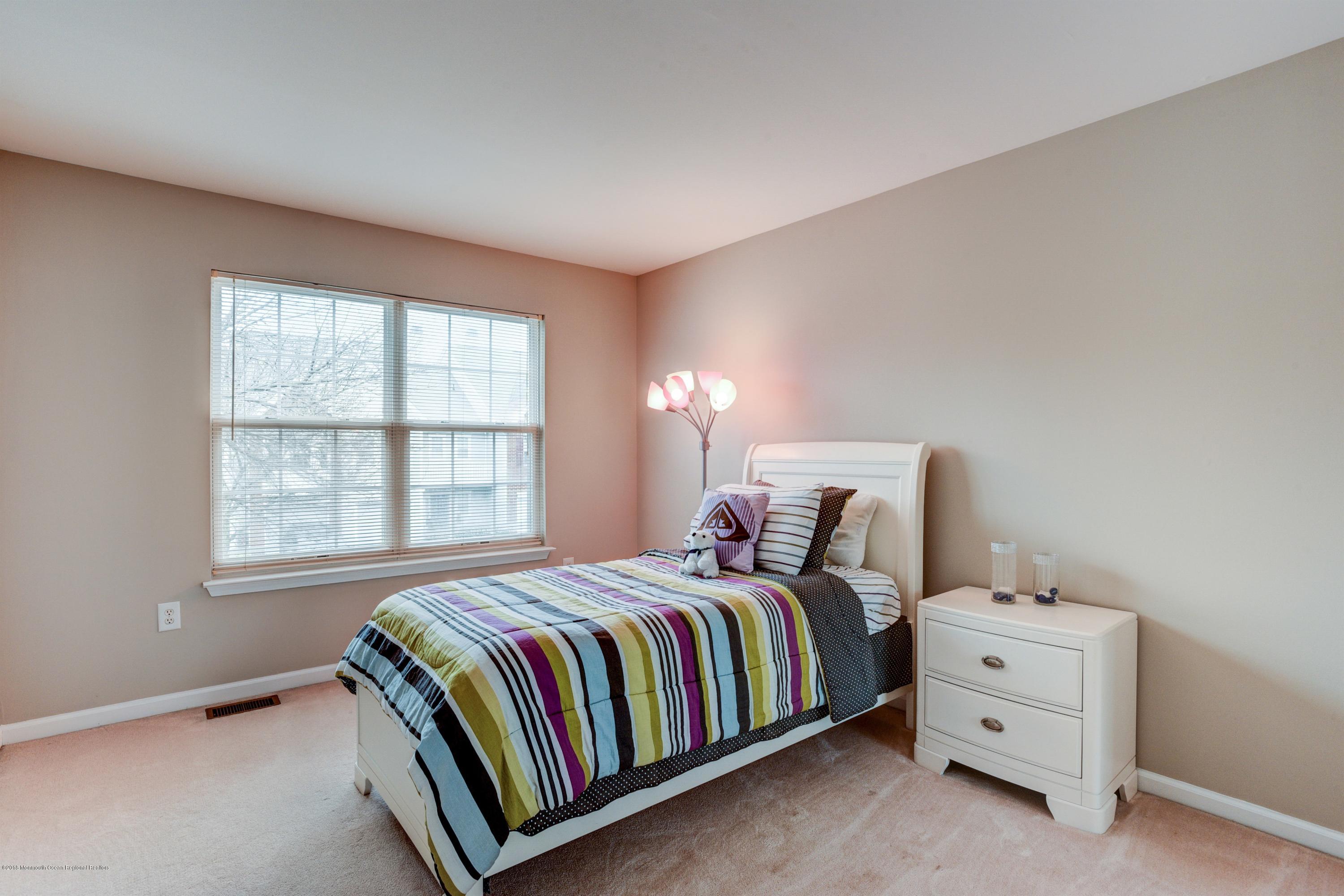 5 Oxford Road Holmdel, NJ 07733 - Photo 21 of 30 021_Bedroom