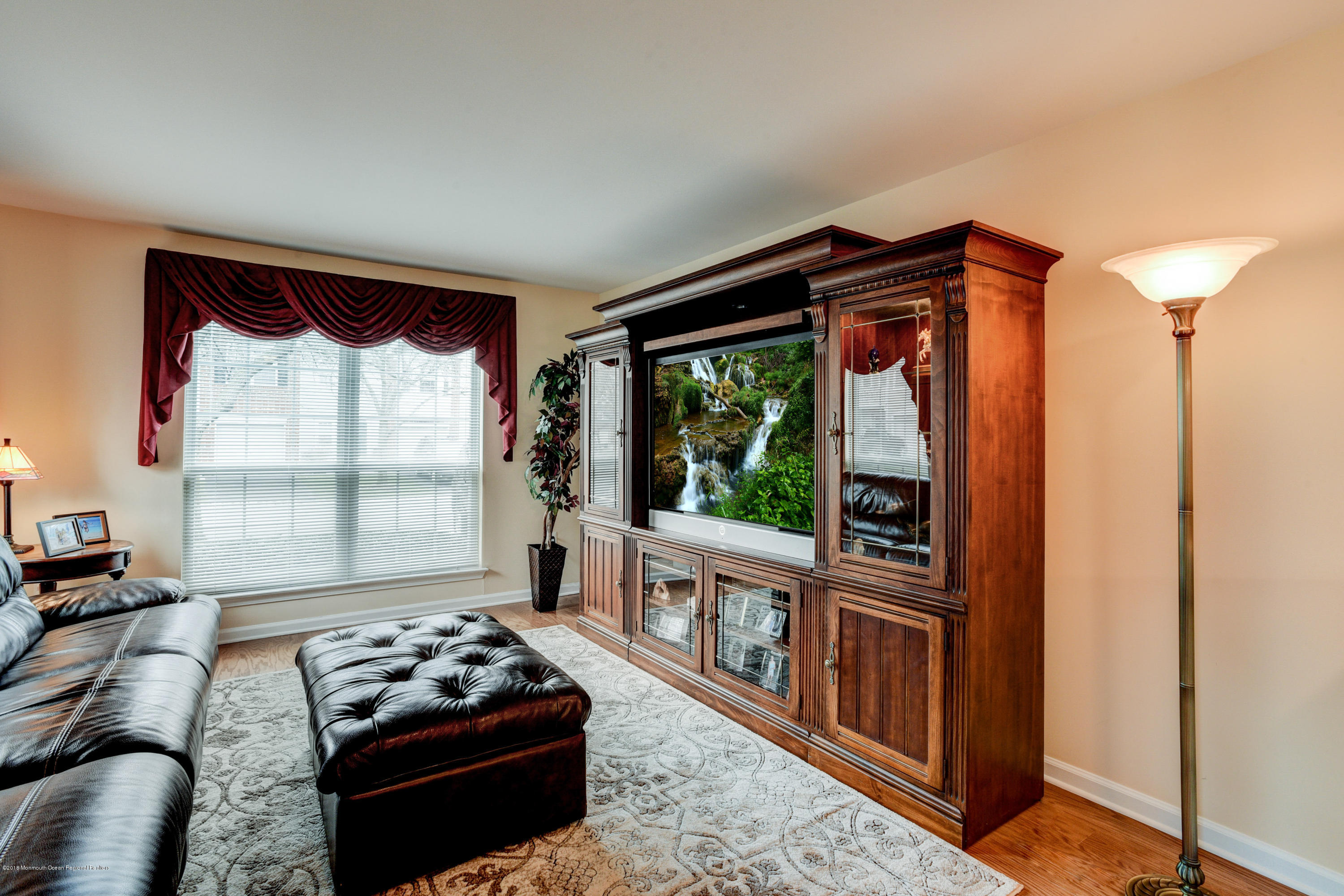 5 Oxford Road Holmdel, NJ 07733 - Photo 5 of 30 005_Living Room