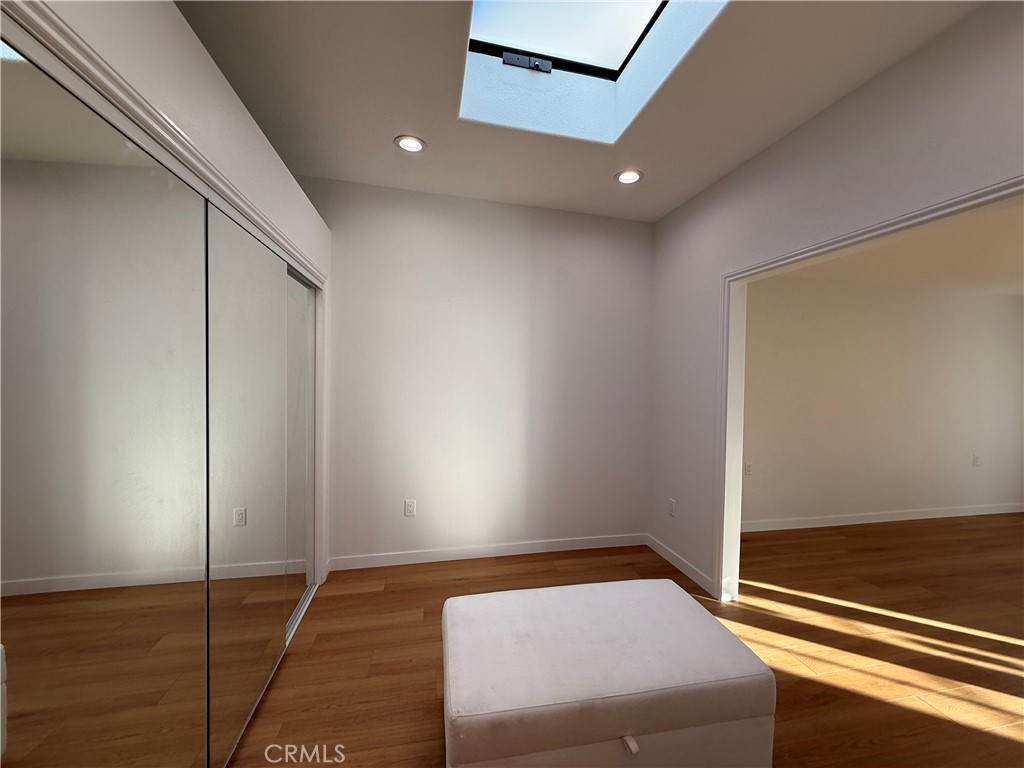 1921 St John Road, Unit 35C Seal Beach, CA 90740 - Photo 29 of 40 a room with a couch