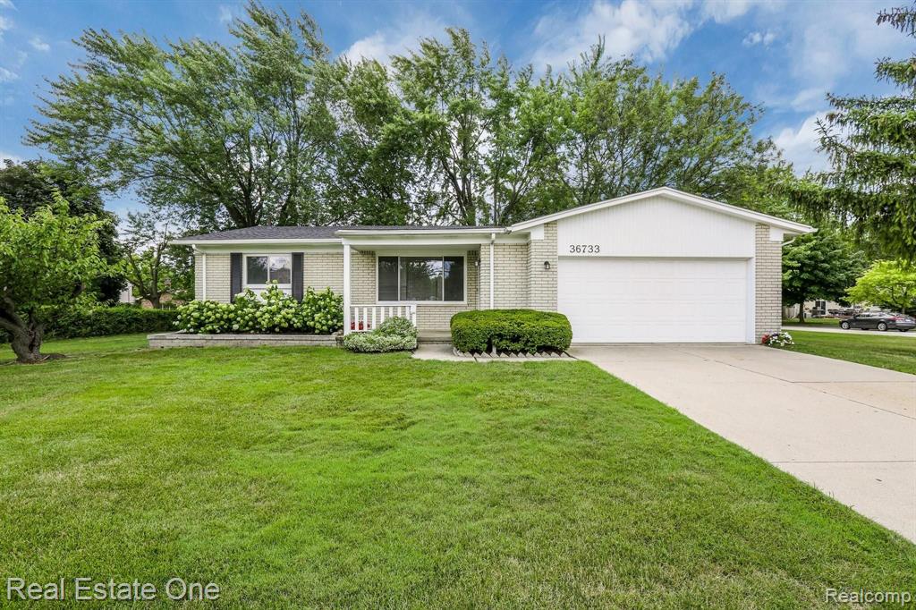 36733 West Seven Mile Road Livonia, MI 48152 - Photo 26 of 28