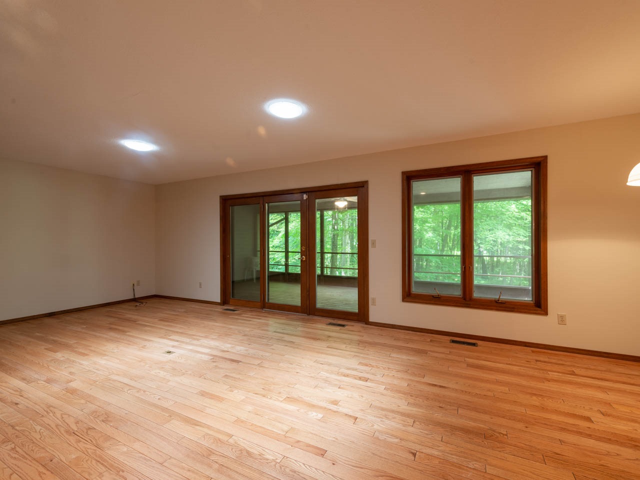 388 East Smithville Road Bloomington, IN 47401 - Photo 9 of 36 Gallery Image 9