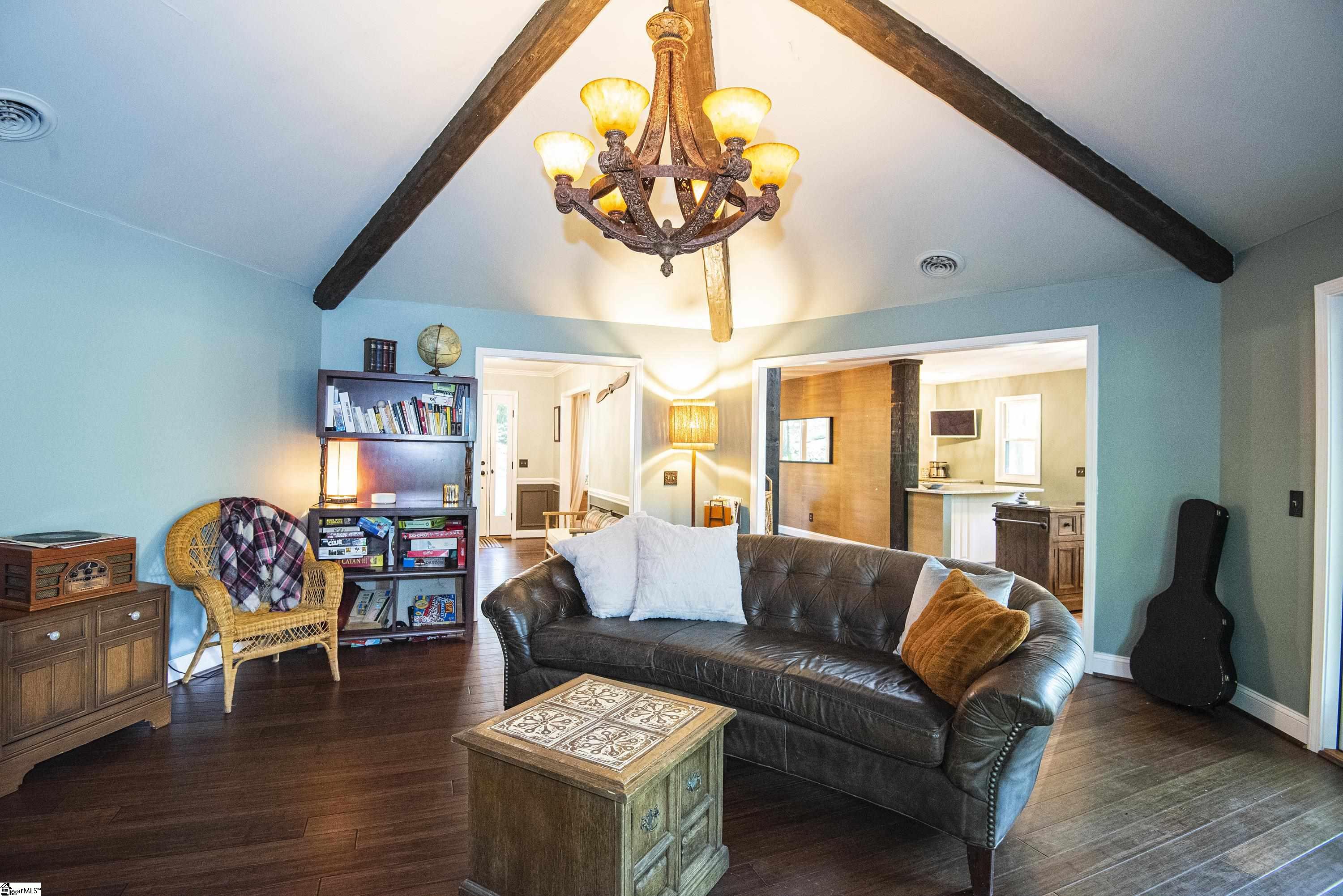 9 Stephane Street Greenville, SC 29609 - Photo 5 of 30 Gallery Image 5