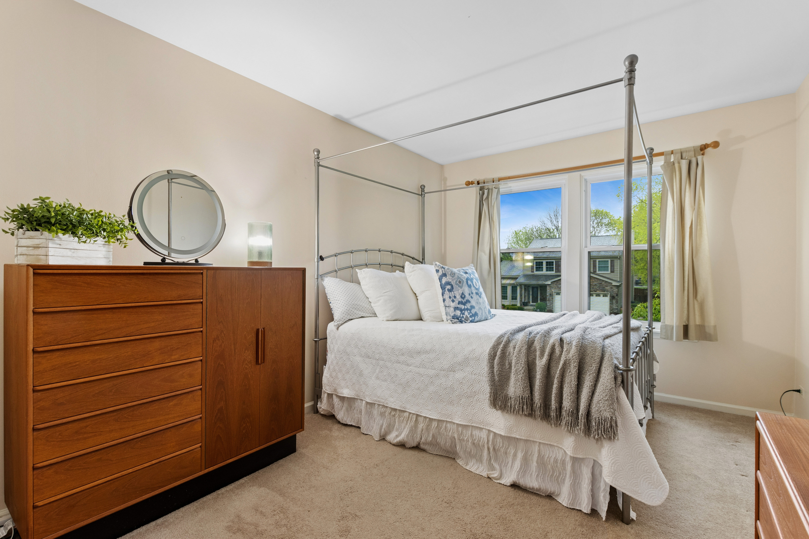 1010 Pembridge Road Lake Zurich, IL 60047 - Photo 18 of 27 Gallery Image 18
