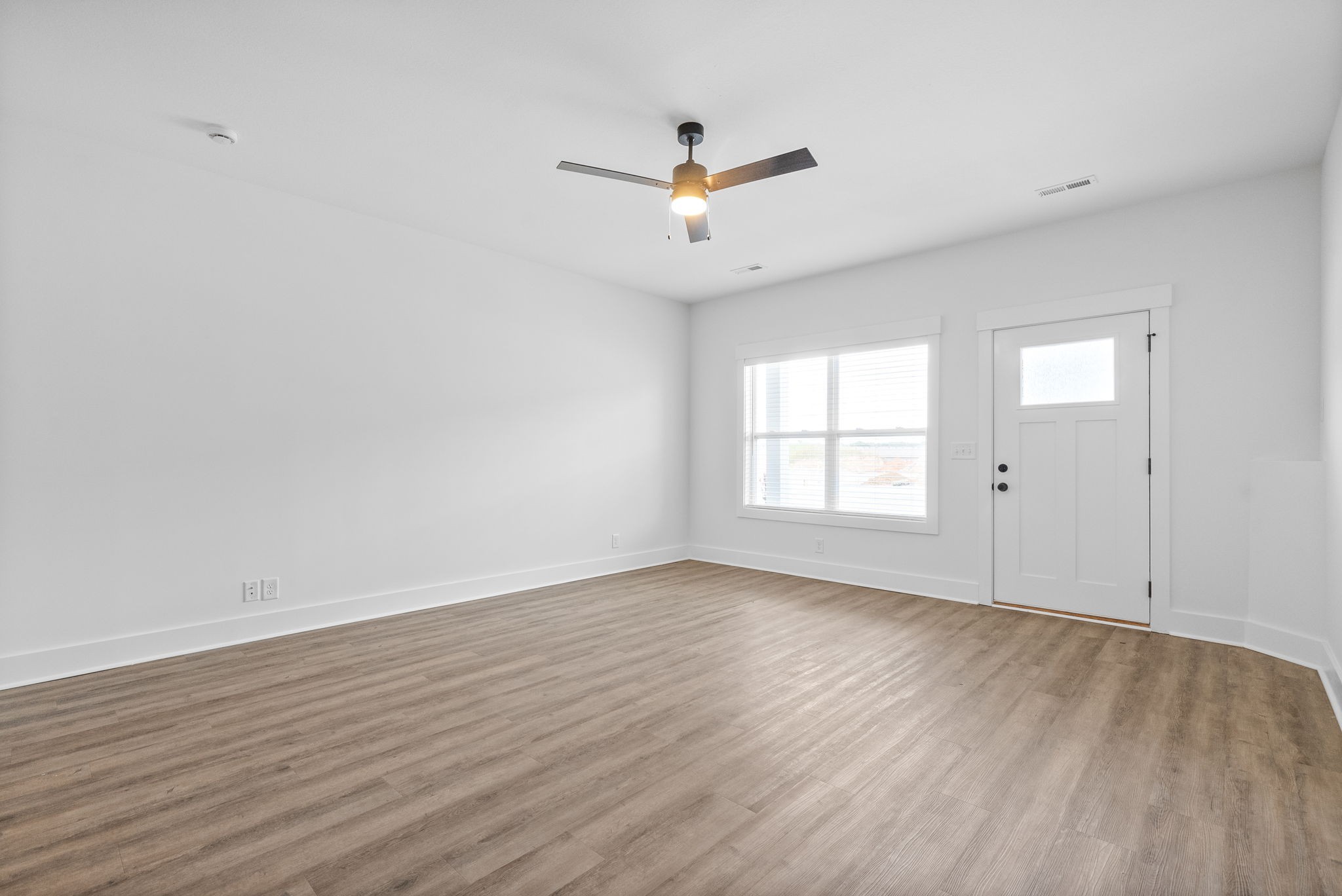 103 Front Rdg Circle Clarksville, TN 37042 - Photo 3 of 19