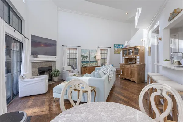 $2,750 | 5950 Lindenshire Lane, Unit 101, Dallas, TX 75230