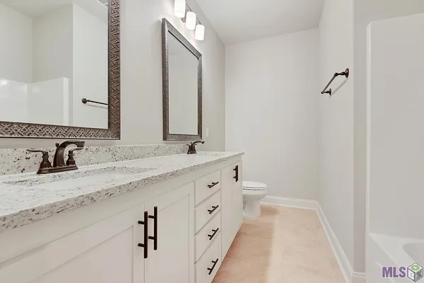 $383,365 | 12063 Clare Court, Geismar, LA 70734