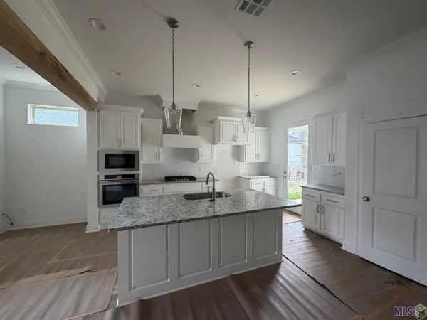 $383,365 | 12063 Clare Court, Geismar, LA 70734