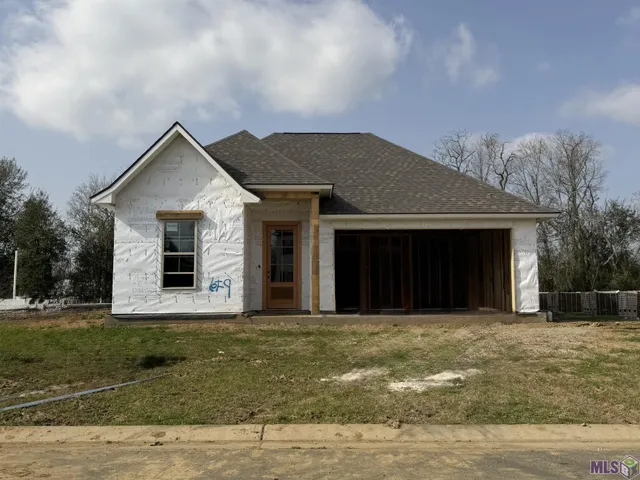 $383,365 | 12063 Clare Court, Geismar, LA 70734