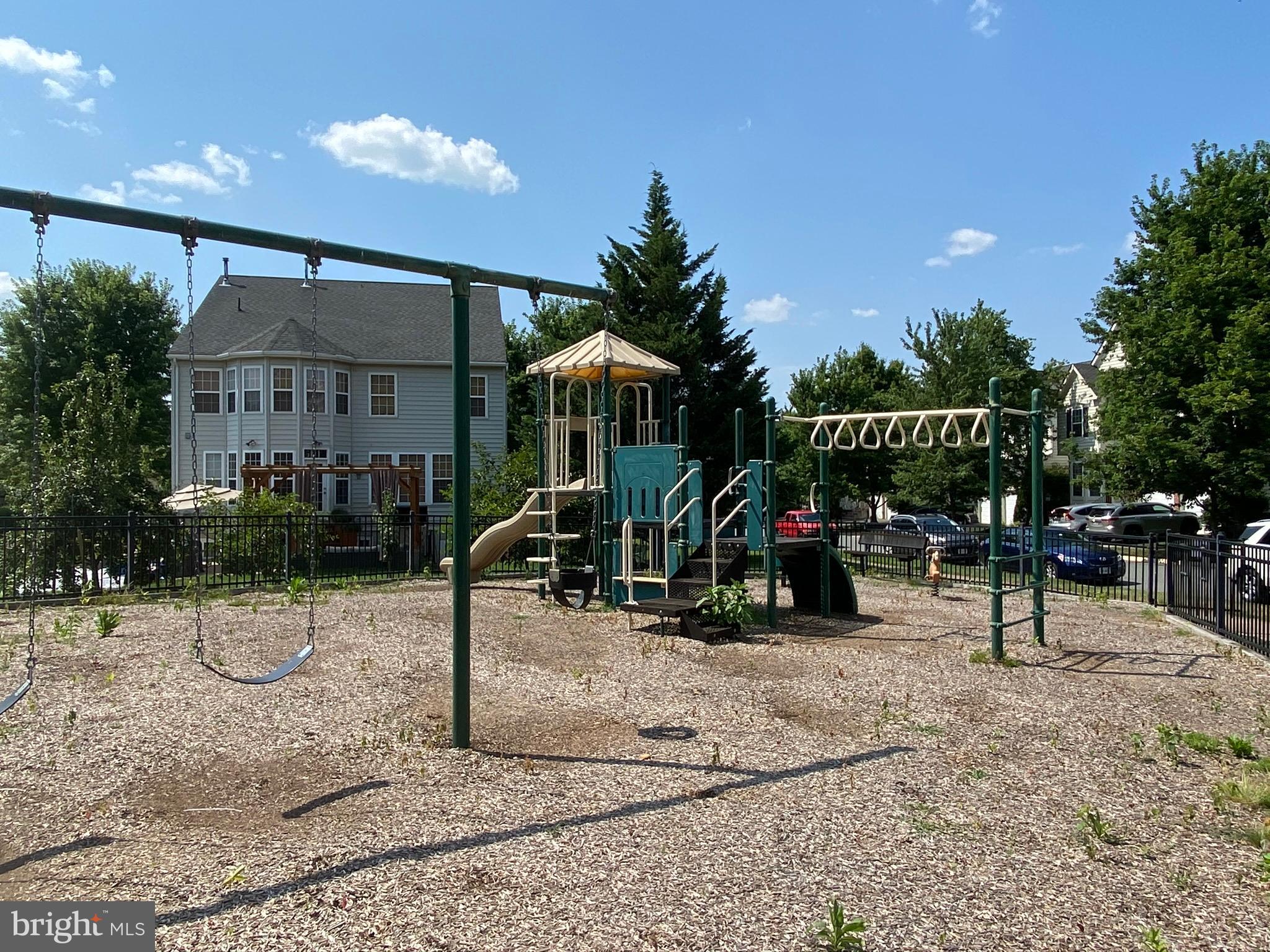 2632 Cast Off Loop Woodbridge, VA 22191 - Photo 117 of 120 Great Spot for the Kids to Play!