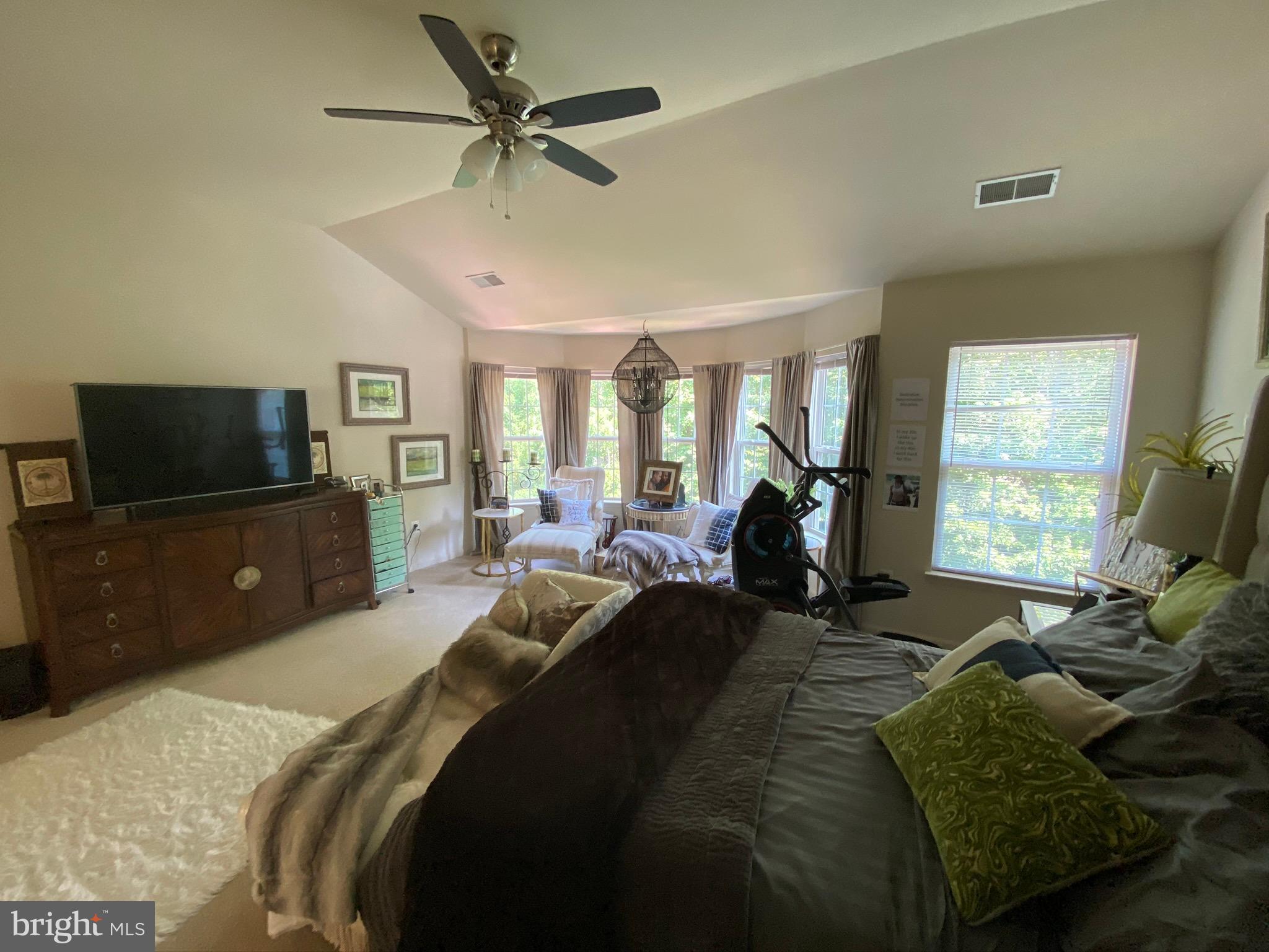 2632 Cast Off Loop Woodbridge, VA 22191 - Photo 29 of 120 Vaulted Ceilings!