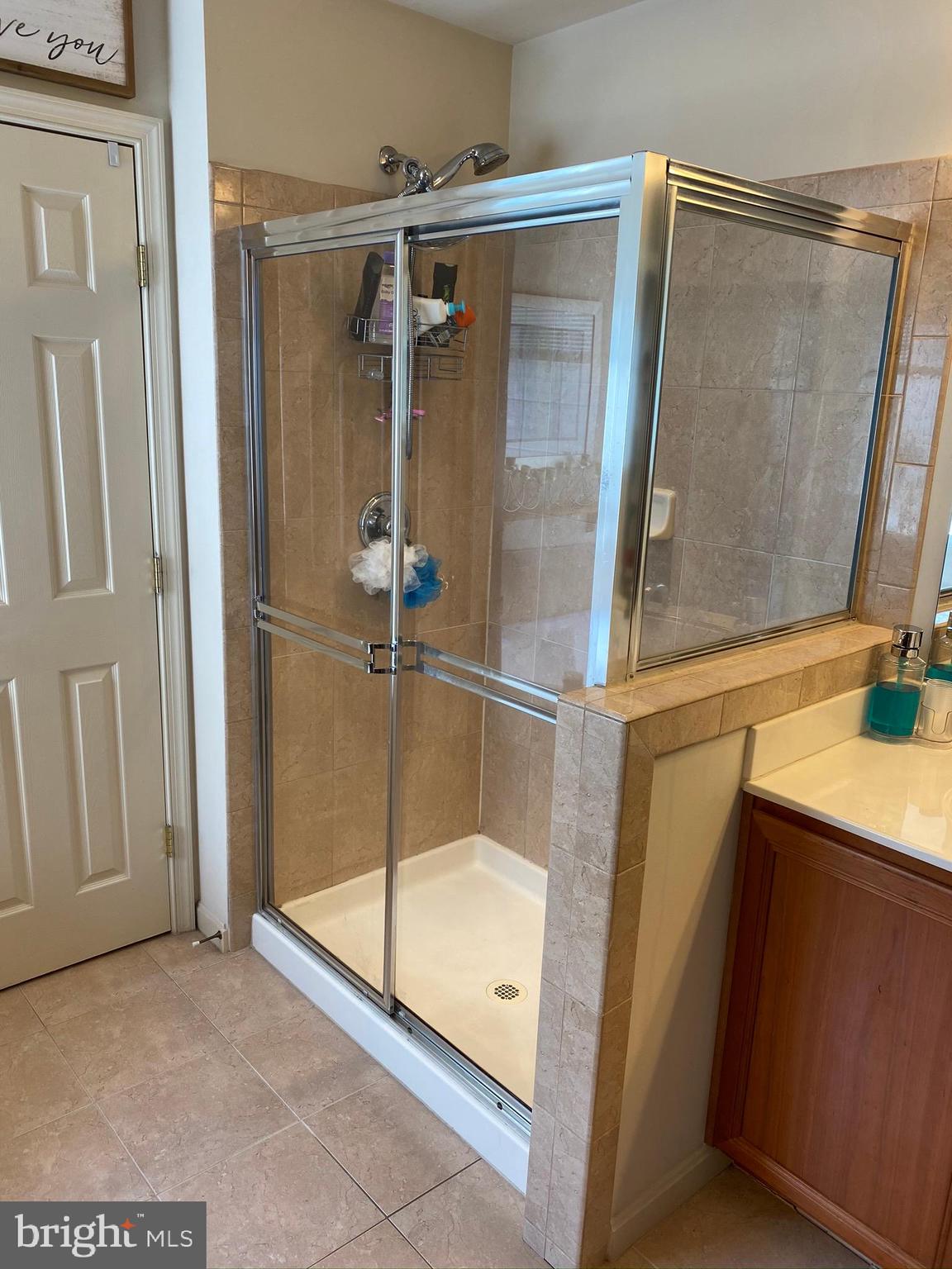 2632 Cast Off Loop Woodbridge, VA 22191 - Photo 33 of 120 Over-sized Master Bath!