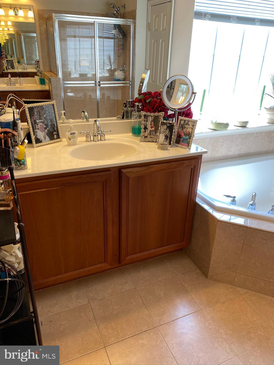 2632 Cast Off Loop Woodbridge, VA 22191 - Photo 36 of 120 YES! His and Her Sinks..Spread out!