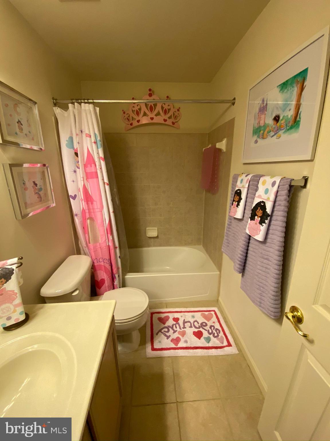 2632 Cast Off Loop Woodbridge, VA 22191 - Photo 58 of 120 Comes with a Private Bath!