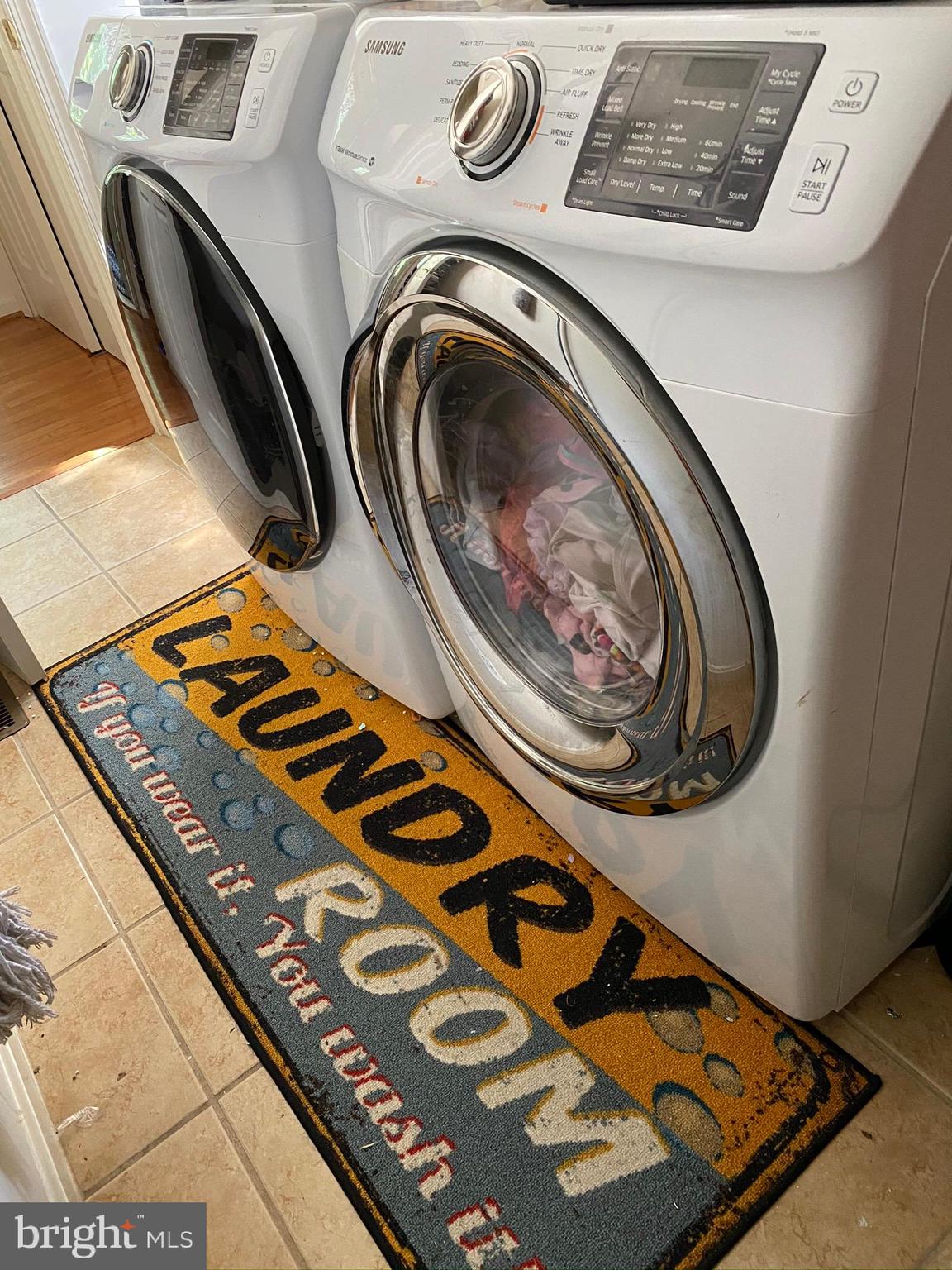 2632 Cast Off Loop Woodbridge, VA 22191 - Photo 63 of 120 Nice Laundry room with Tile Floors!
