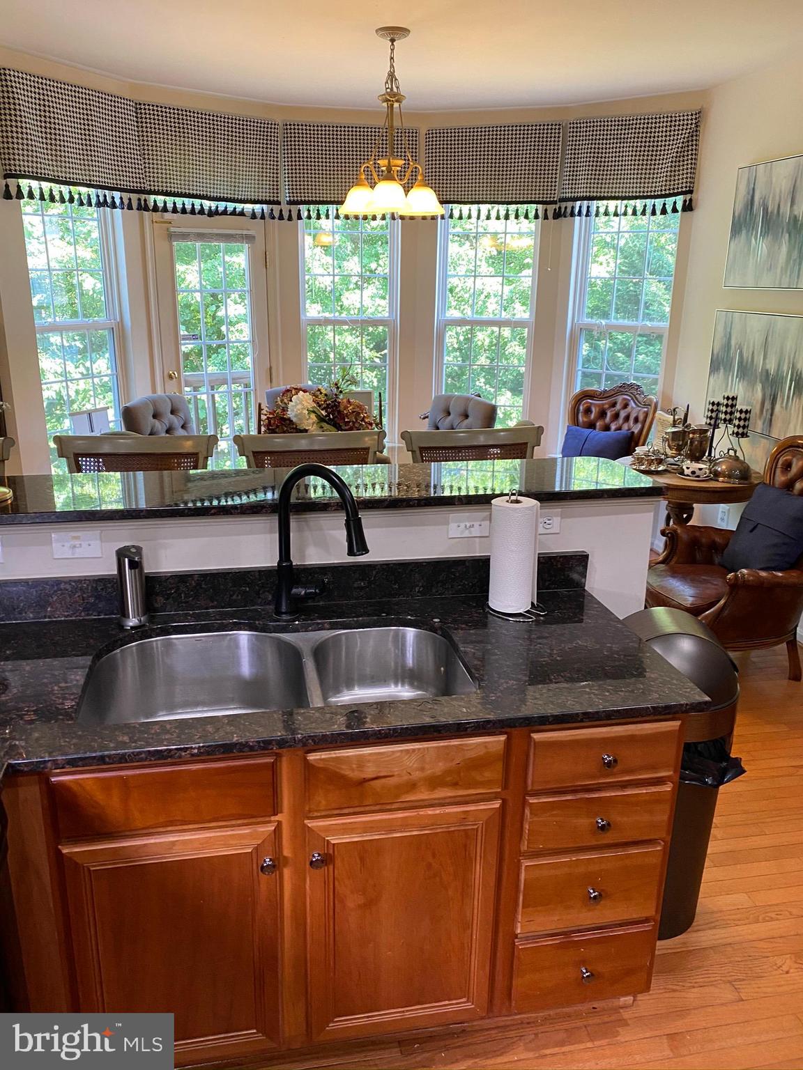 2632 Cast Off Loop Woodbridge, VA 22191 - Photo 10 of 120 Eternal Black Granite!