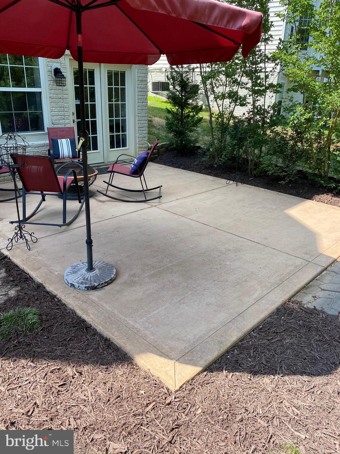 2632 Cast Off Loop Woodbridge, VA 22191 - Photo 95 of 120 Zero Maintenance on the solid Color Patio!
