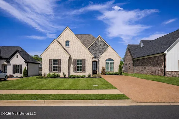 $378,000 | 1716 Lia Lane, Southaven, MS 38672