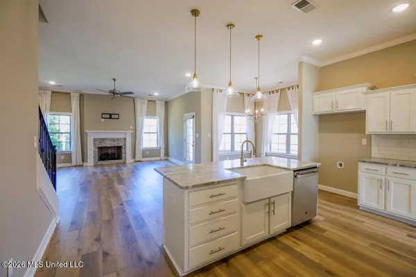 $378,000 | 1716 Lia Lane, Southaven, MS 38672