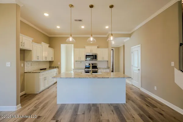 $378,000 | 1716 Lia Lane, Southaven, MS 38672