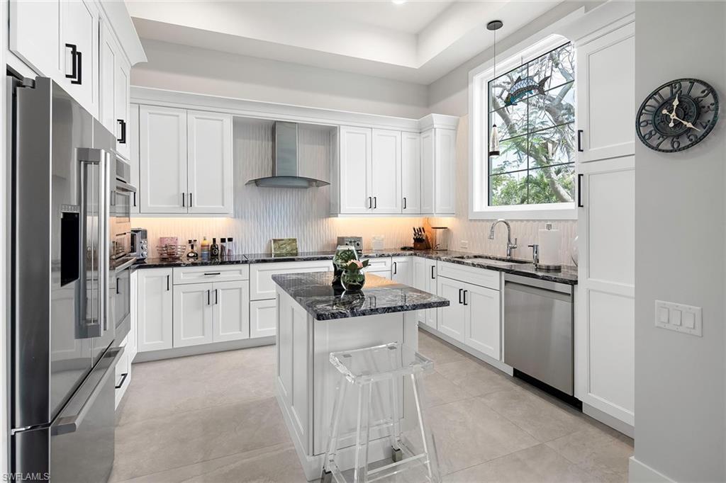 1603 Curlew Avenue, Unit 1603 Naples, FL 34102 - Photo 11 of 45