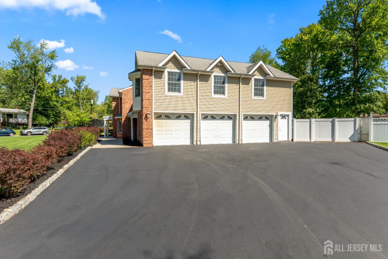 19 Bradford Road Edison, NJ 08820 - Photo 60 of 76 Gallery Image 60