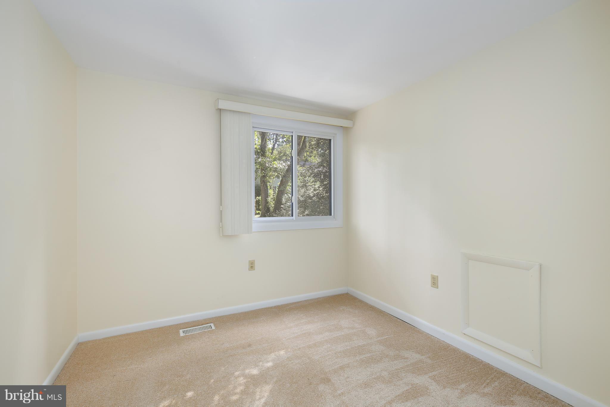 10921 Howland Drive Reston, VA 20191 - Photo 15 of 30 Bedroom