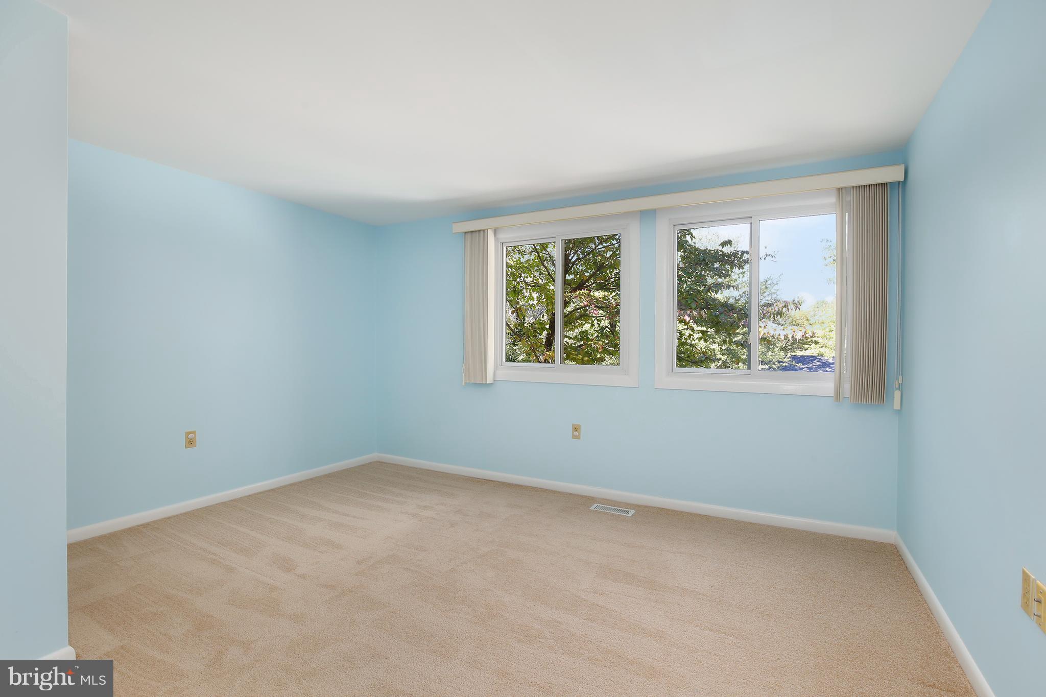 10921 Howland Drive Reston, VA 20191 - Photo 18 of 30 Bedroom