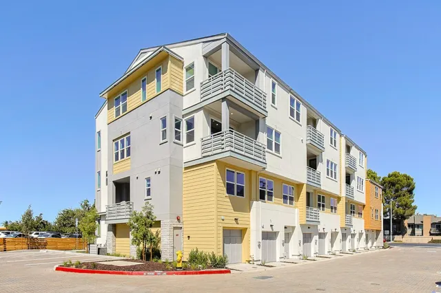 $1,524,000 | 1303 Besra Terrace, Unit 2, Sunnyvale, CA 94087