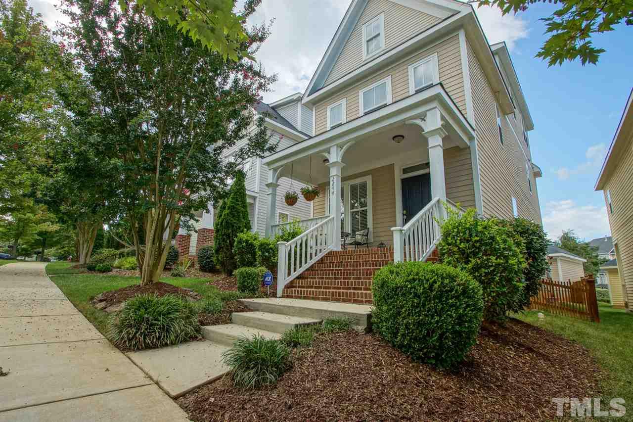 2244 Dunlin Lane Raleigh, NC 27614 - Photo 2 of 23 a front view of a house with garden