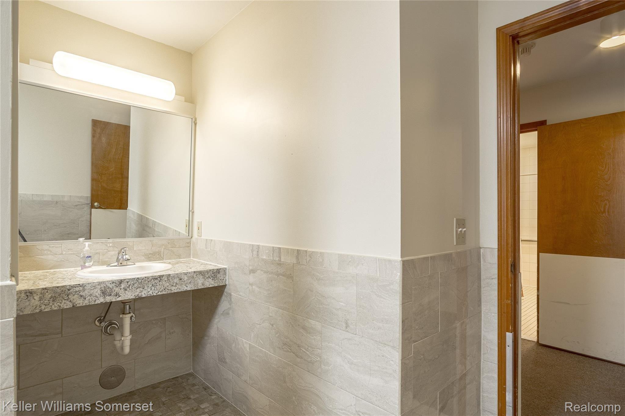 450 Brewer Road Leonard, MI 48367 - Photo 33 of 47 37.jpg