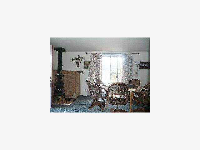 22 Gregory Road, Unit A Watsonville, CA 95076 - Photo 8 of 9
