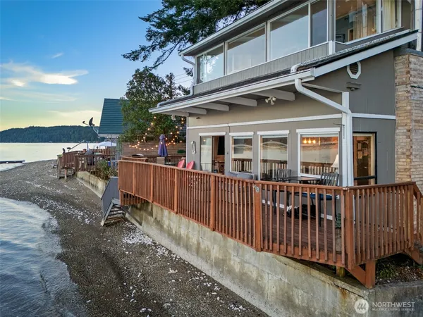 $849,999 | 9661 Northeast North Shore Road, Belfair, WA 98528