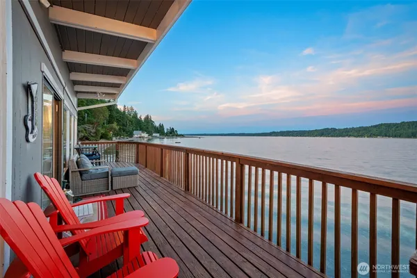 $849,999 | 9661 Northeast North Shore Road, Belfair, WA 98528