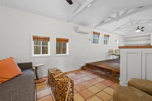 $1,050,000 | 502 East Mary Street, Austin, TX 78704