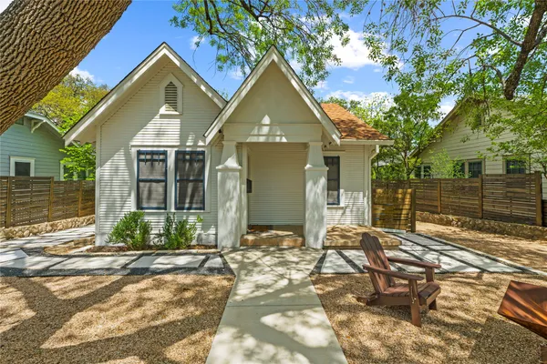 $1,050,000 | 502 East Mary Street, Austin, TX 78704