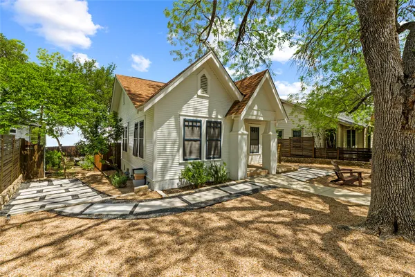 $1,050,000 | 502 East Mary Street, Austin, TX 78704