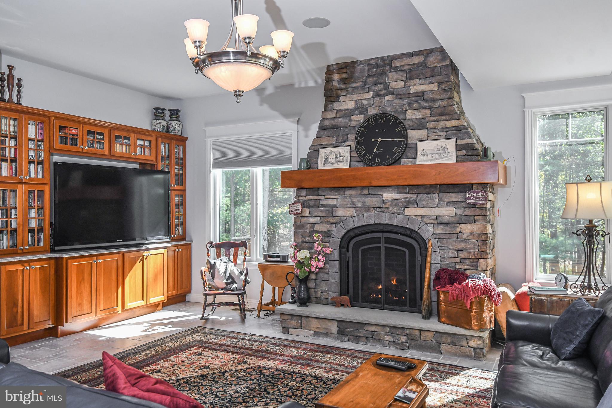 2062 Paradise Point Road Oakland, MD 21550 - Photo 21 of 75 Gallery Image 21