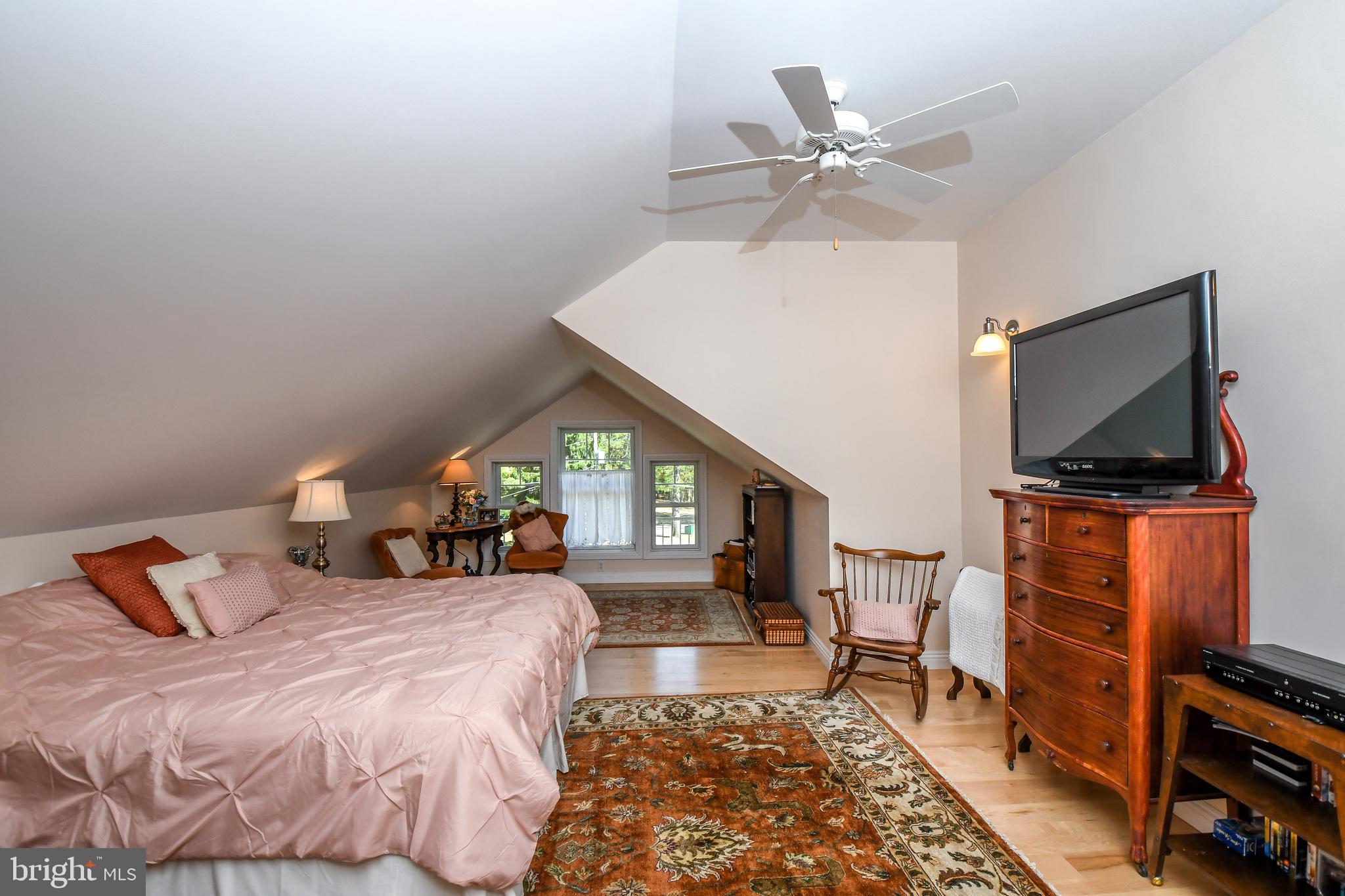2062 Paradise Point Road Oakland, MD 21550 - Photo 56 of 75 Gallery Image 56