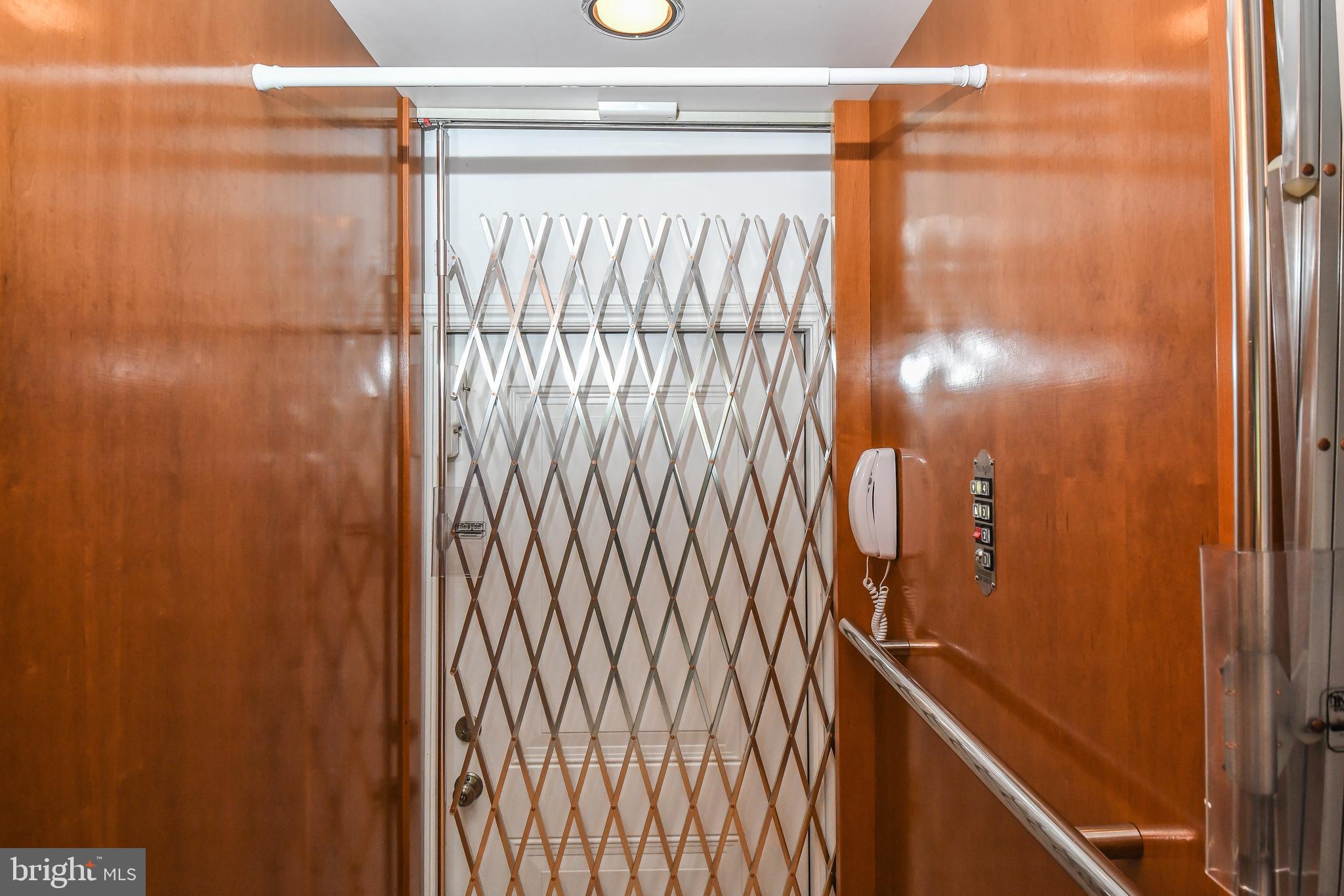 2062 Paradise Point Road Oakland, MD 21550 - Photo 7 of 75 Gallery Image 7