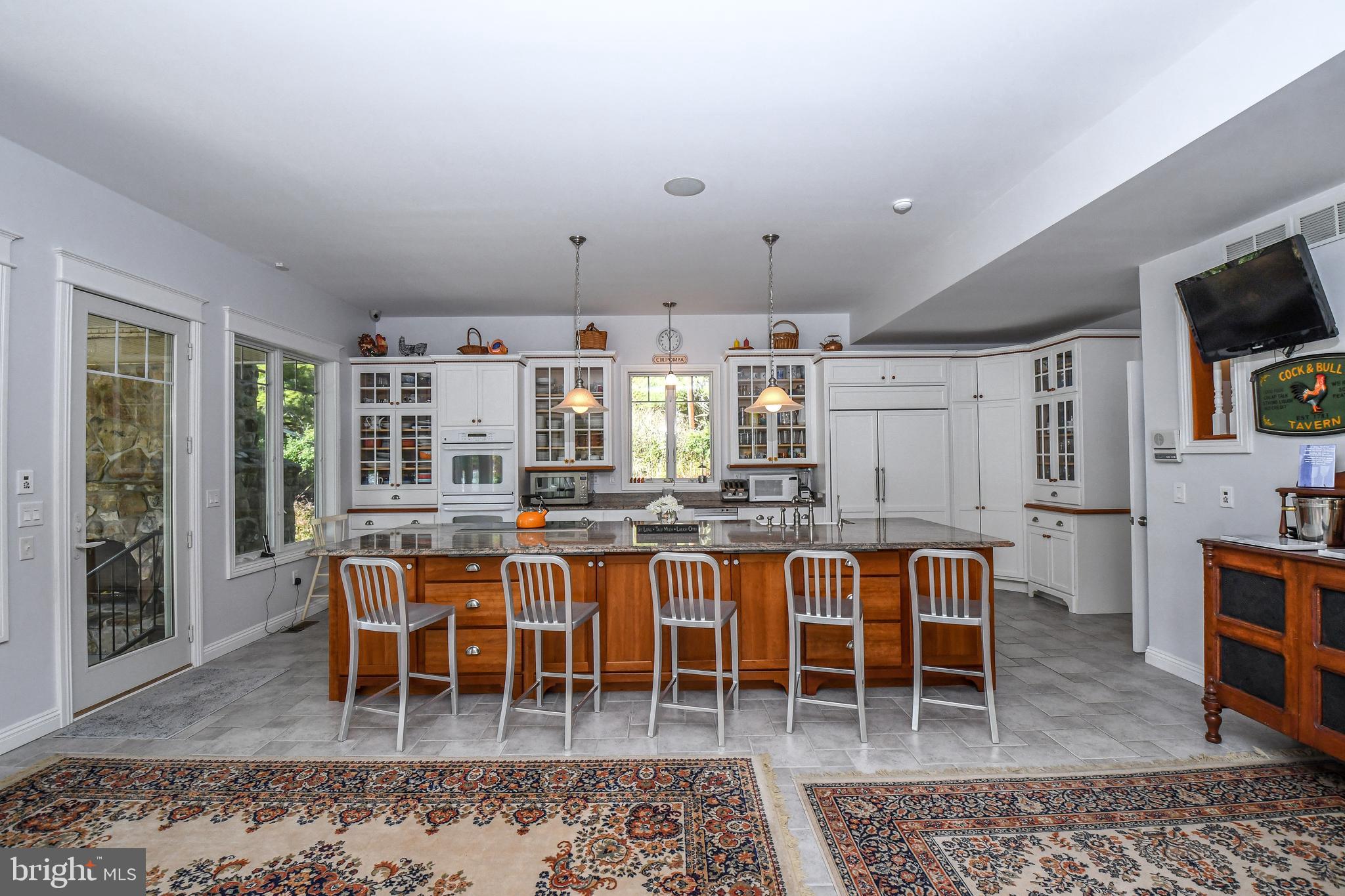 2062 Paradise Point Road Oakland, MD 21550 - Photo 10 of 75 Gallery Image 10