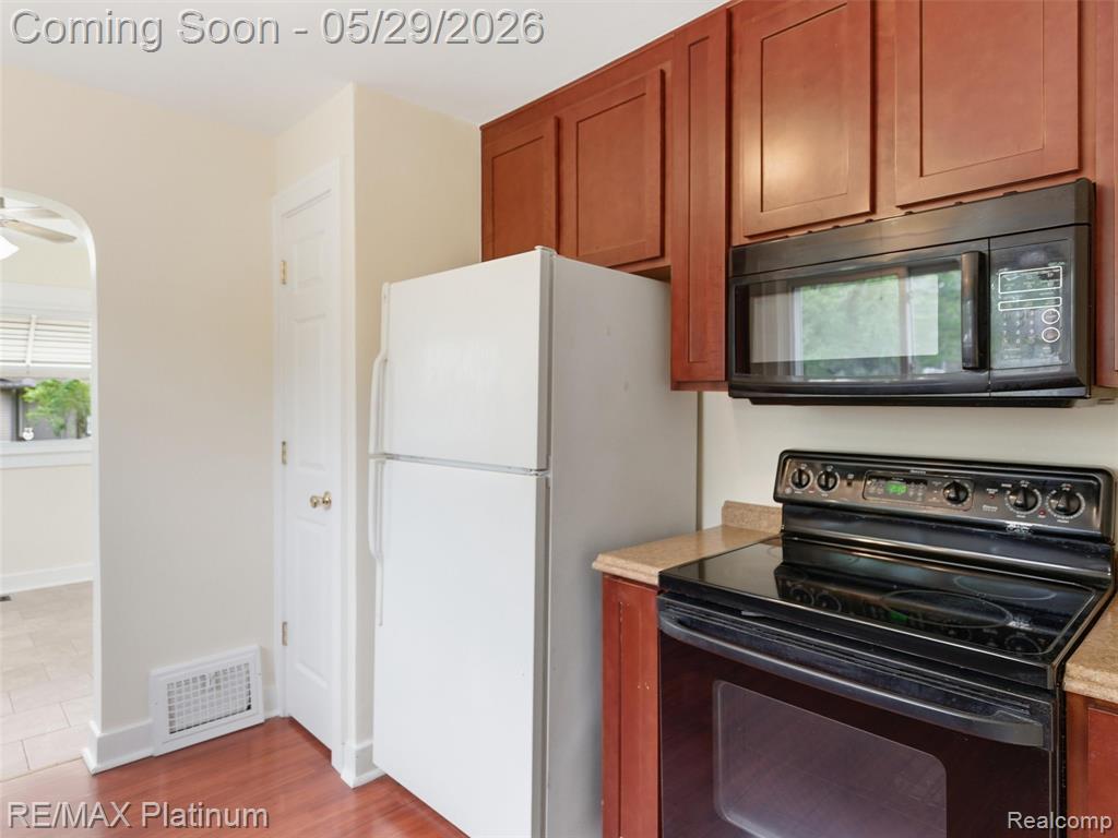 6335 Silver Lake Road Linden, MI 48451 - Photo 14 of 61