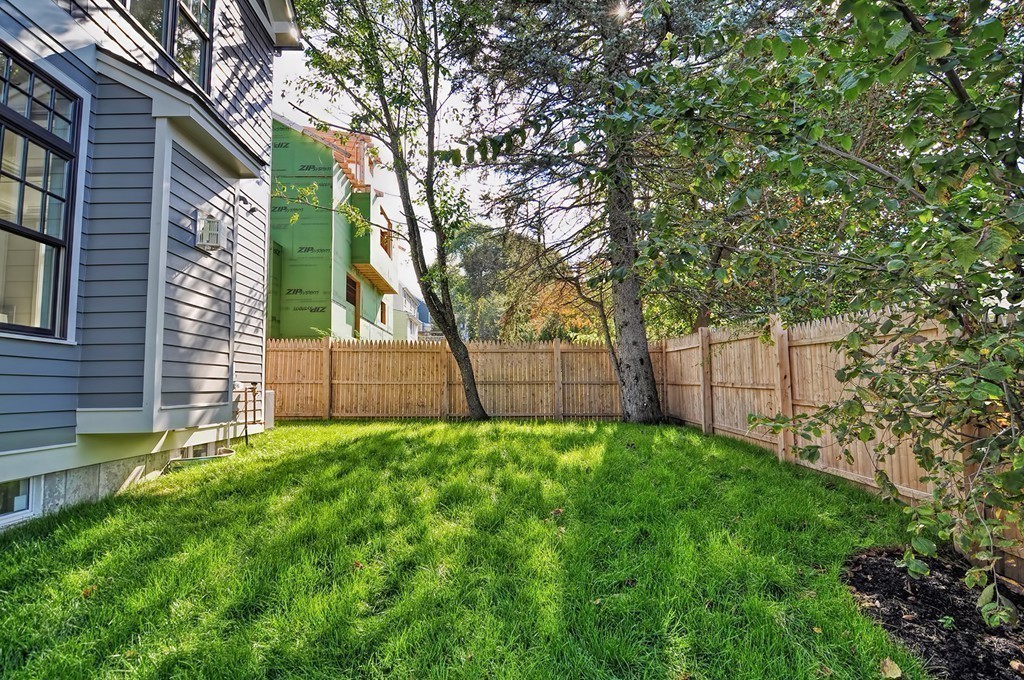 85 Robbins Road Arlington, MA 02476 - Photo 17 of 17