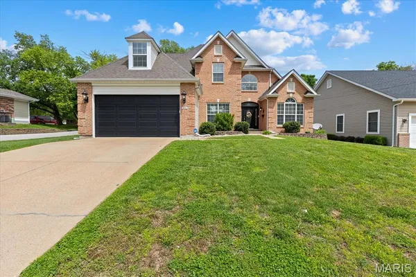 $624,000 | 21 West Waymire Avenue, St. Louis, MO 63119