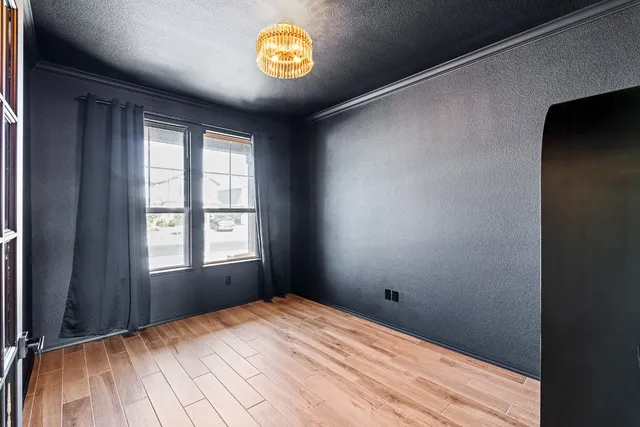 a view of empty room with a window