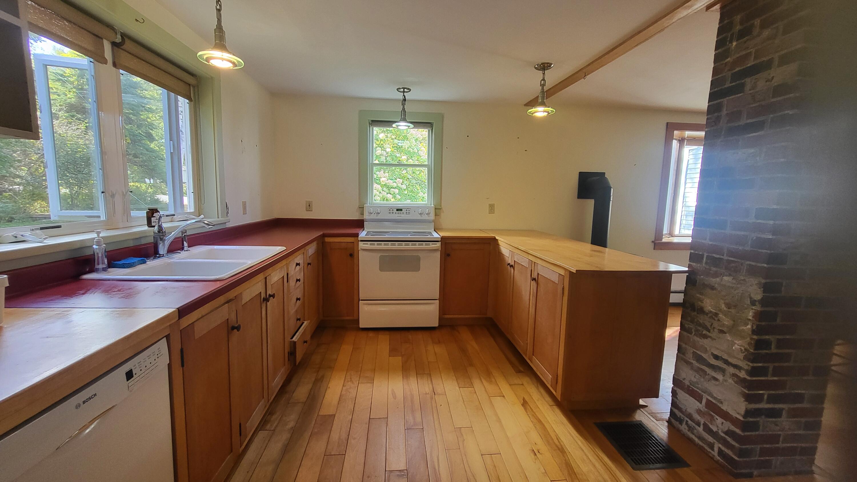 175 Ridge Road Tenants Harbor, ME 04860 - Photo 15 of 29 20250919_094901