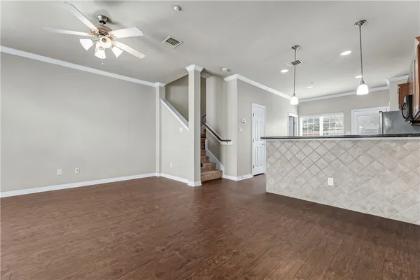 $329,000 | 1198 Jones-Butler Road, Unit 204, College Station, TX 77840