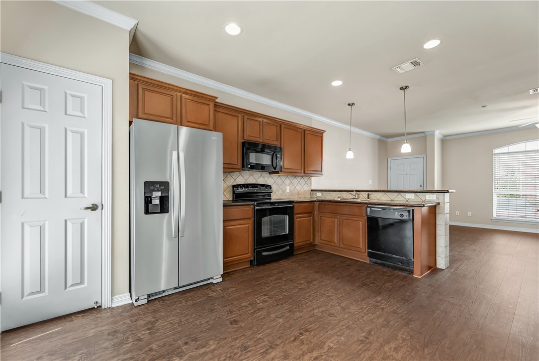 1198 Jones-Butler Road, Unit 204 College Station, TX 77840 - Photo 7 of 28