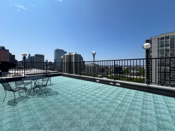 $2,500 | 1340 North Dearborn Street, Unit 7B, Chicago, IL 60610